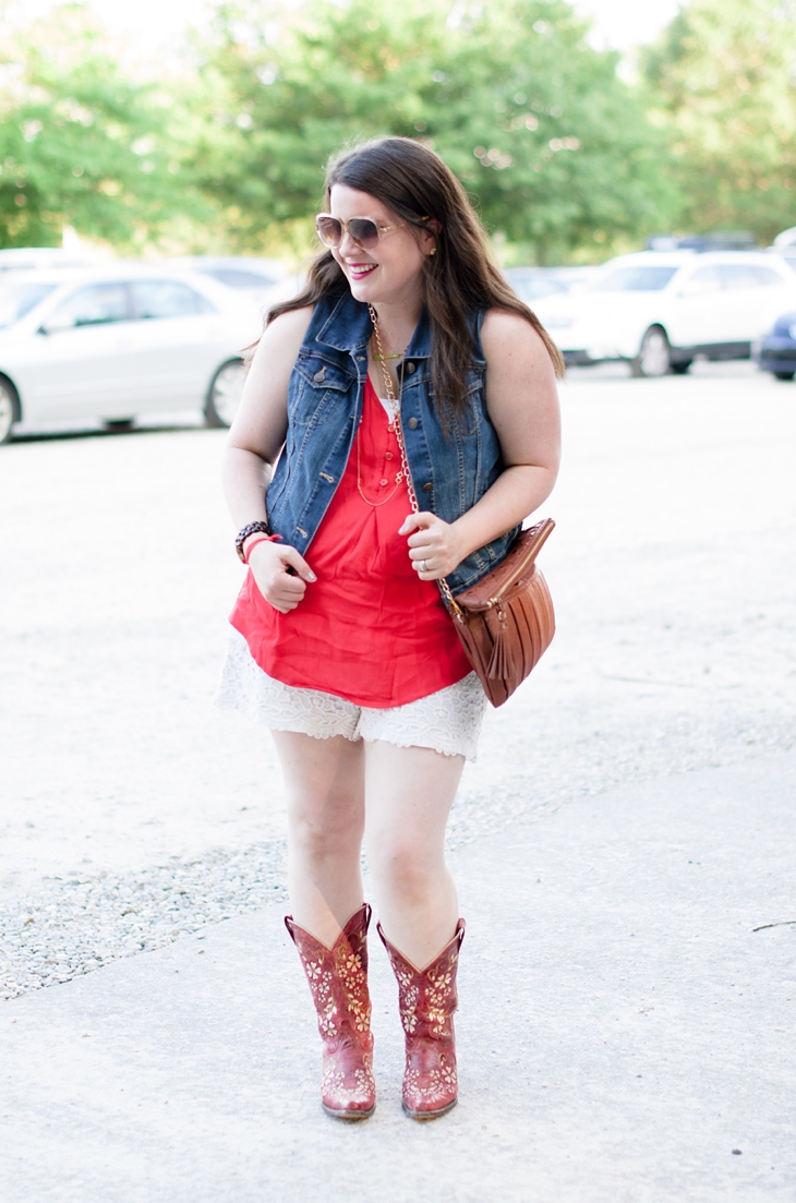 Summer Concert Attire | Denim Vest from @oldnavy, Top from @stitchfix, Bag from @stitchfix, Cowboy Boots from @bootbarn, @toms sunglasses, Necklace from @9thandelm and @stelladot (6)
