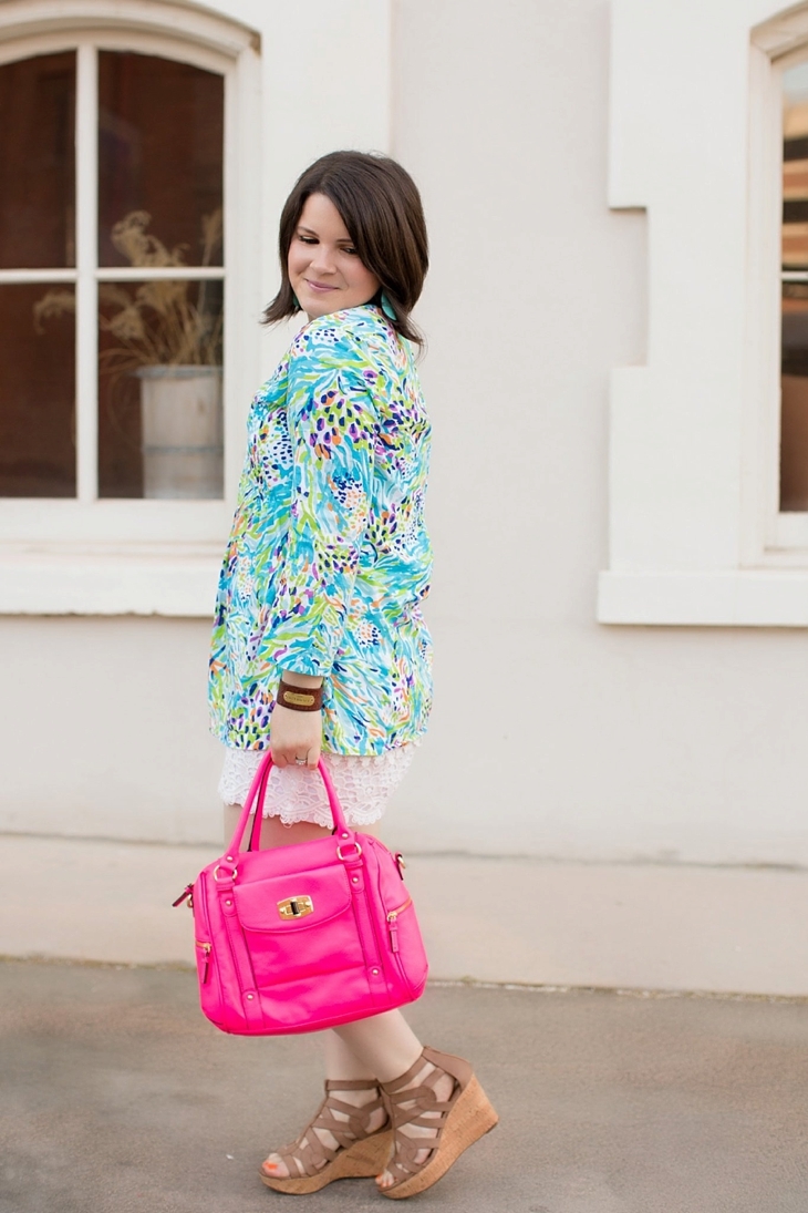 Lilly Pulitzer tunic, lace shorts, pink bag, and Nine West wedges