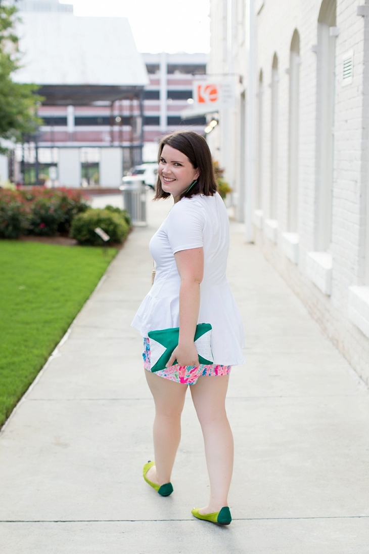 Elegantees Chelsea tee, Lilly Pulitzer Lets Cha Cha Callahan shorts, Root Collective, Nickel and Suede, Kendra Scott (7)