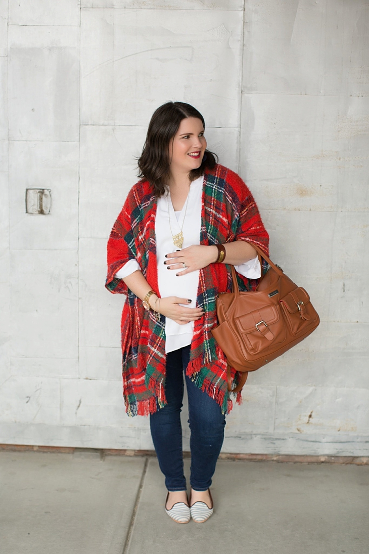 Forever 21 Plaid Poncho, skinny jeans, Lily Jade bag, The Root Collective smoking shoes, Nickel and Suede earrings, Mata Traders Necklace, Fall Maternity Fashion (7)