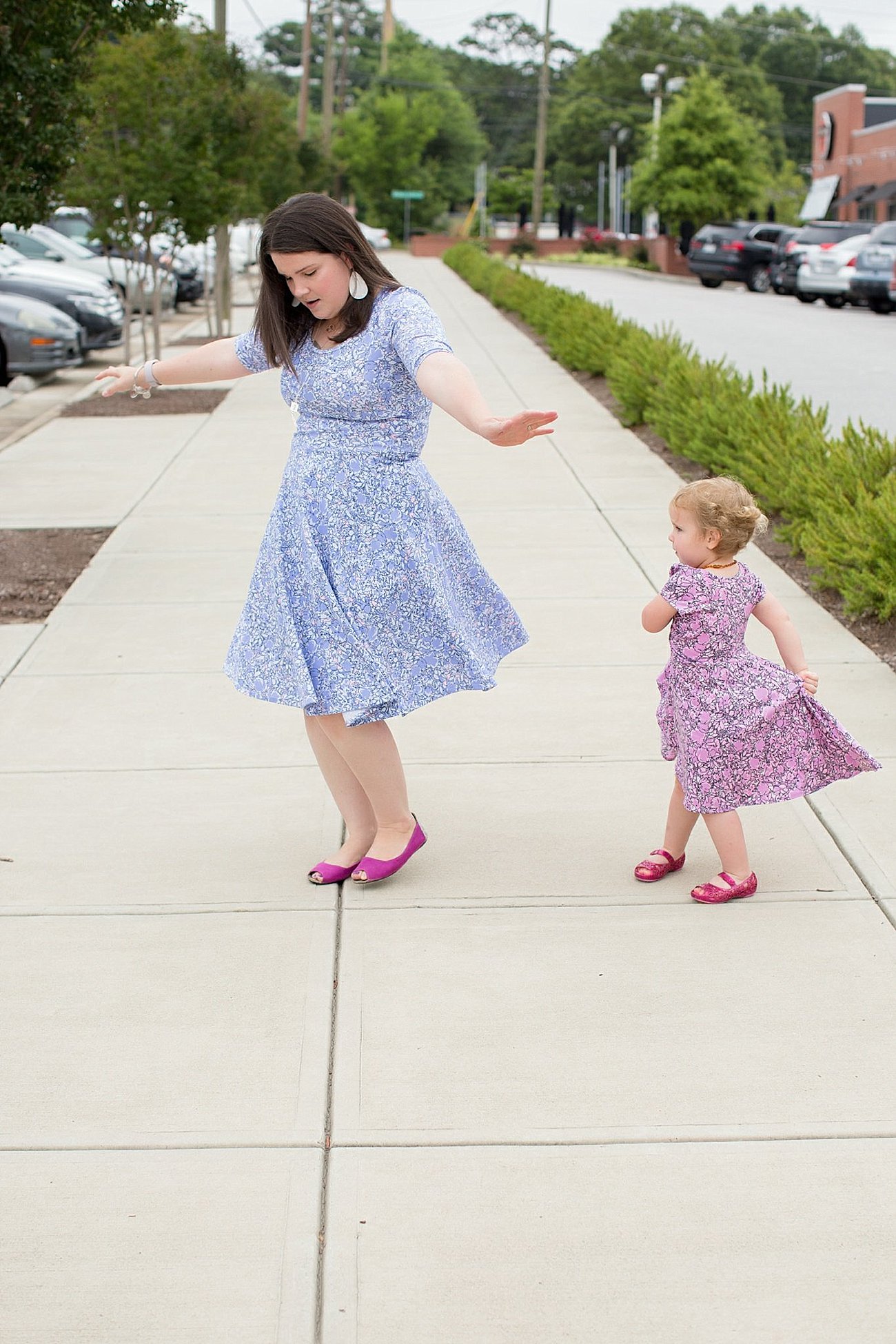LulaRoe Nicole and LulaRoe Dot Dot Smile Mommy & Me Dresses | North Carolina Fashion Blogger (12)