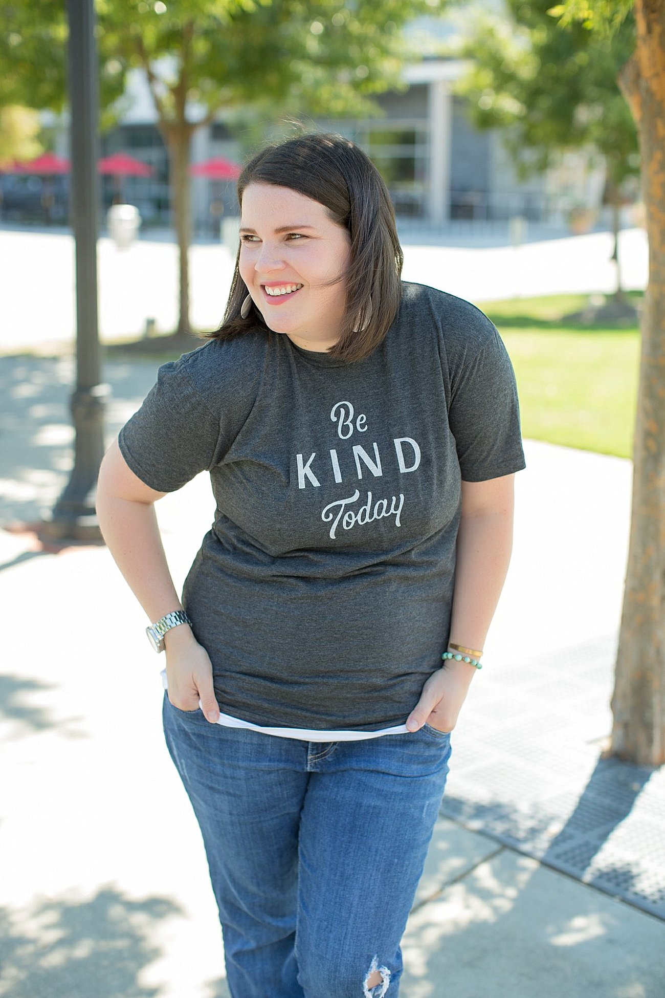 Doc Shorty "Be Kind Today" tee - #FashionForGood, Ethical Fashion | North Carolina Lifestyle Blogger (3)