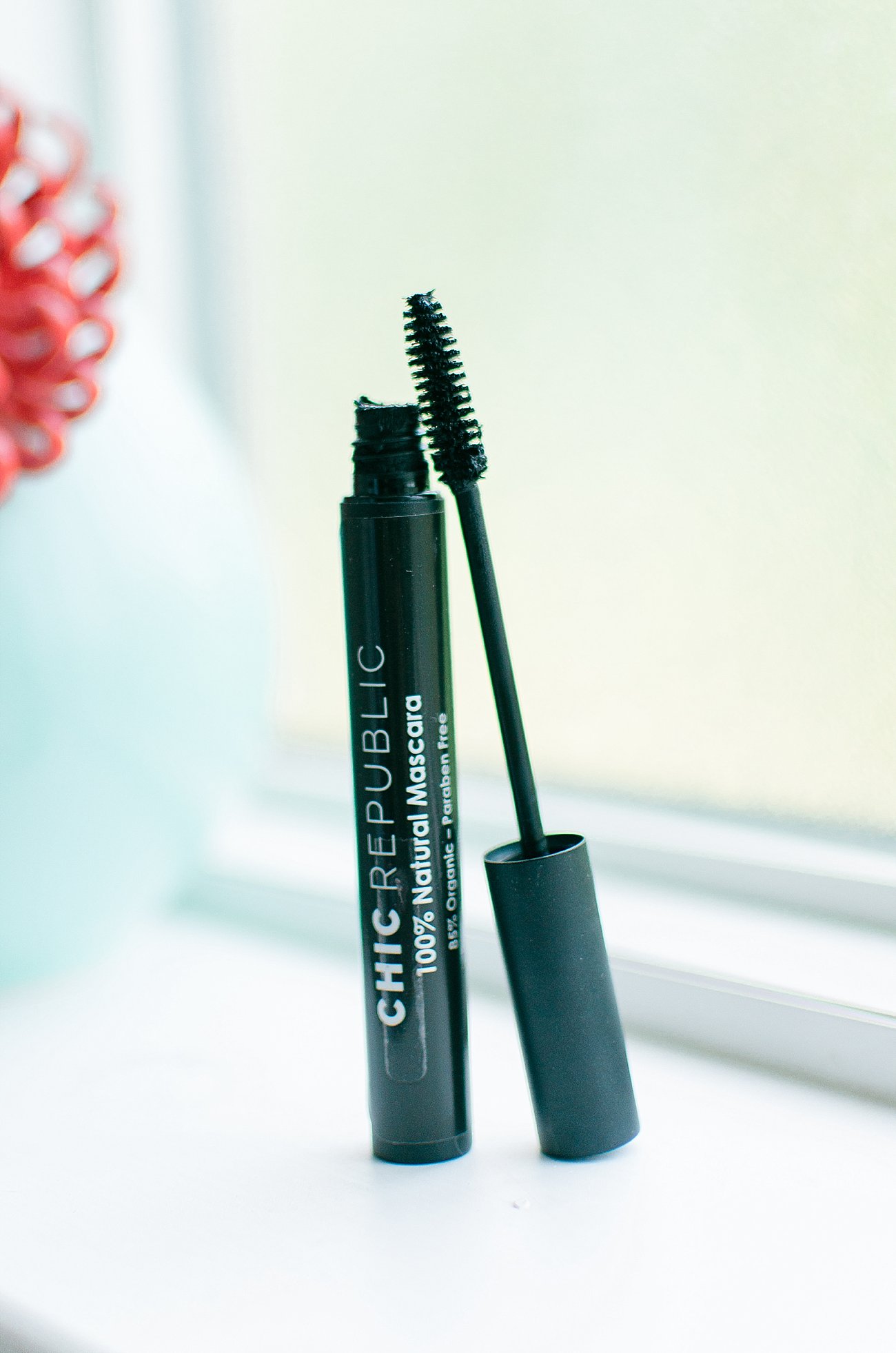 The Best Natural and Organic Mascaras Put to the Test - Review, Swatches, and Are They Worth It? (5)