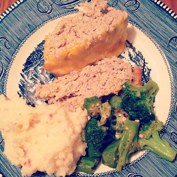[RECIPE] Cheesy Turkey Meatloaf You'll ACTUALLY Love!
