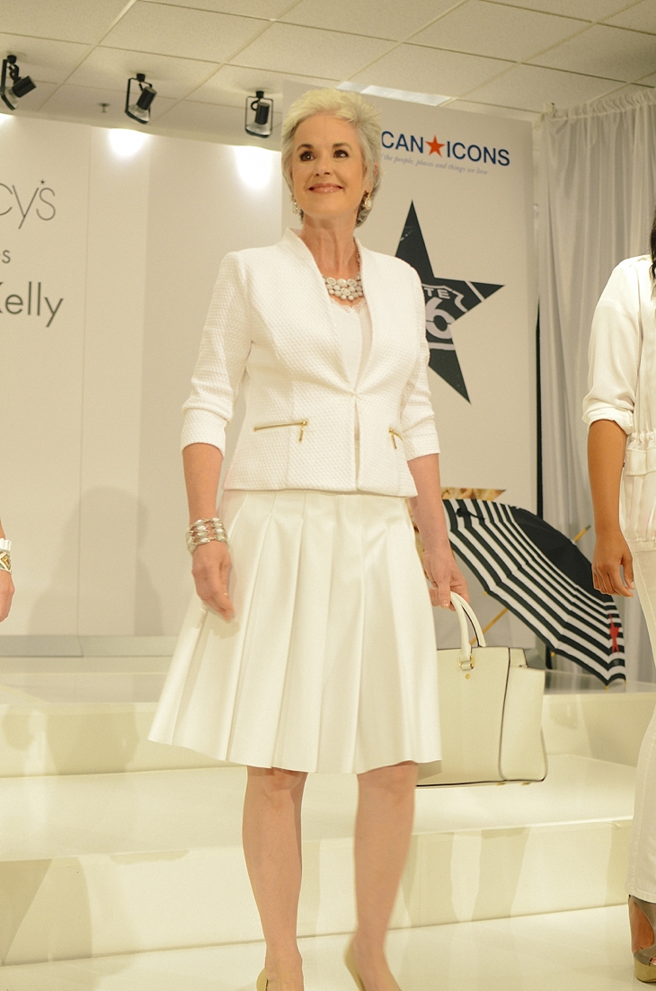 Clinton Kelly at Macy's - Streets at Southpoint Mall - Durham, North Carolina (12)