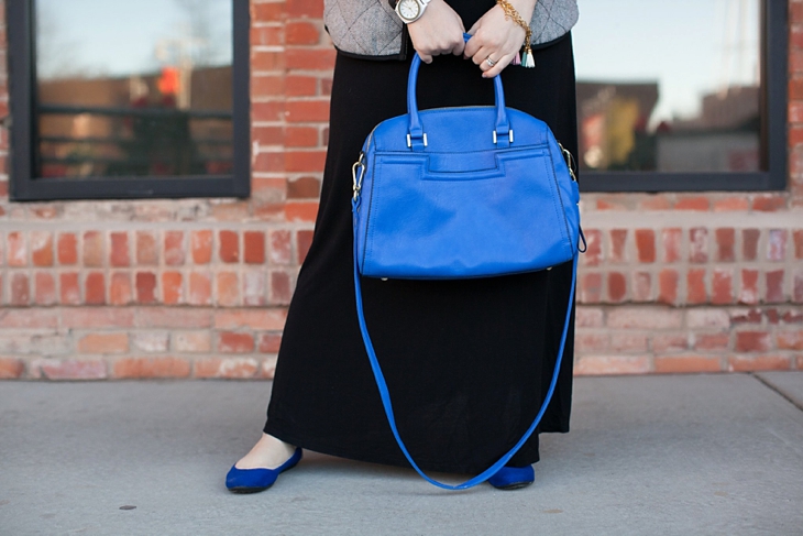 Winter / Fall style | black maxi skirt, herringbone vest, chambray shirt, blue bag, infinity scarf | North Carolina Fashion Blogger (4)