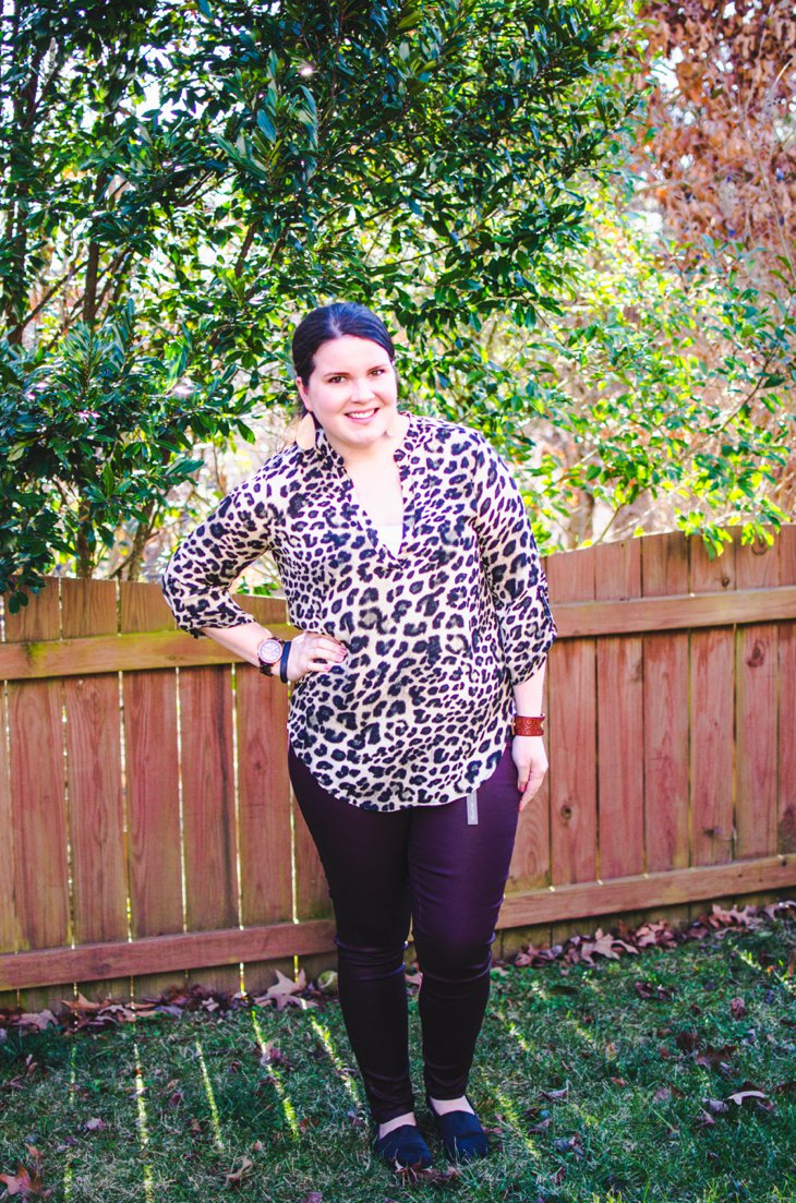Renee C "Gillie Leopard Print Blouse" and Level 99 "Charley Zipper Detail Coated Skinny Jean" | Stitch Fix Review