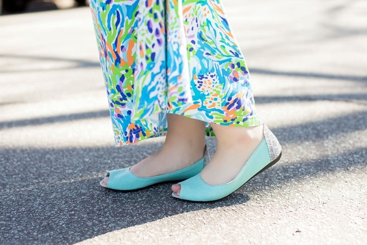 Lilly Pulitzer maxi dress, denim jacket, Root Collective peep toe shoes, Ooh Baby designs foldover clutch, North Carolina Fashion Blogger (5)