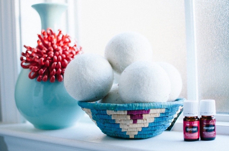 Simple Swap: Ditch Dryer Sheets with Dryer Balls & Essential Oils (1)