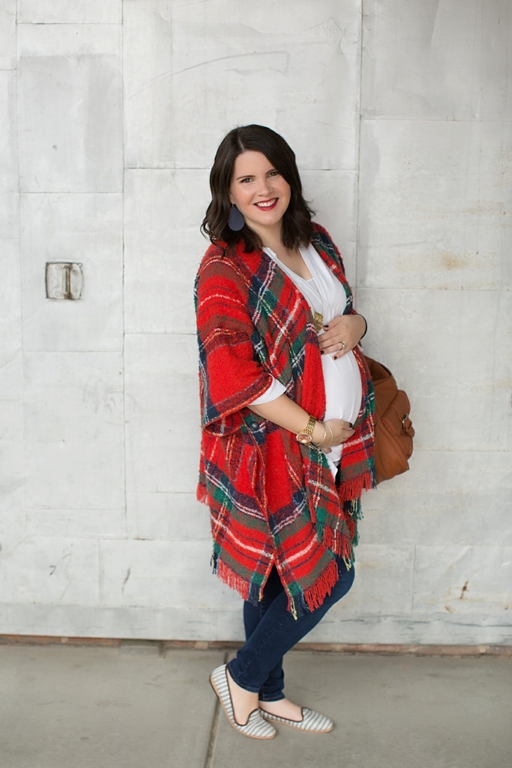 Forever 21 Plaid Poncho, skinny jeans, Lily Jade bag, The Root Collective smoking shoes, Nickel and Suede earrings, Mata Traders Necklace, Fall Maternity Fashion (5)