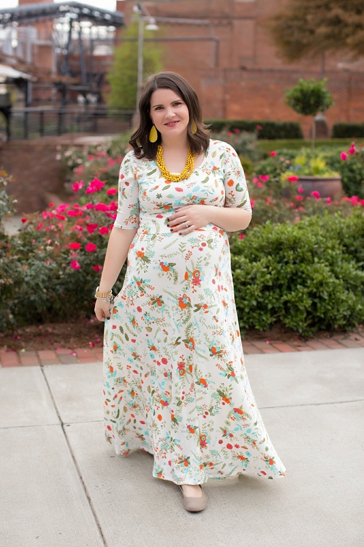 LulaRoe floral Ana dress, yellow accessories, Nickel and Suede earrings, Root Collective shoes, maternity, fall, fashion (4)