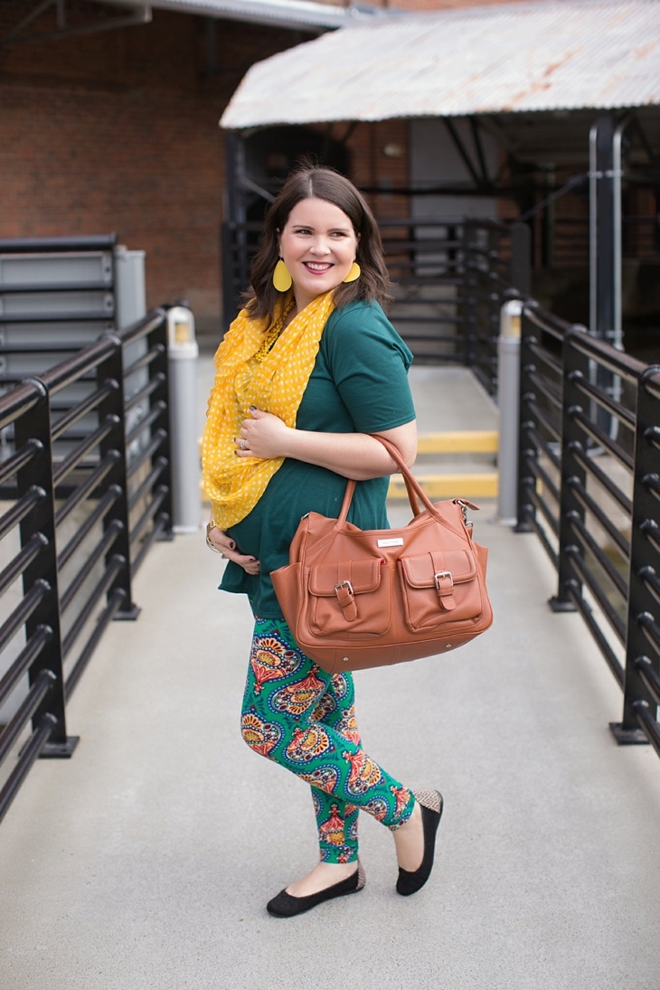 LulaRoe Printed Green & Yellow Leggings, LulaRoe Green Perfect Tee, yellow accessories, Lily Jade bag, Root Collective Flats | Fall Maternity Style (1)