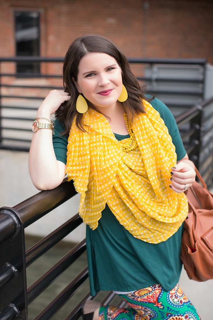 LulaRoe Printed Green & Yellow Leggings, LulaRoe Green Perfect Tee, yellow accessories, Lily Jade bag, Root Collective Flats | Fall Maternity Style (5)