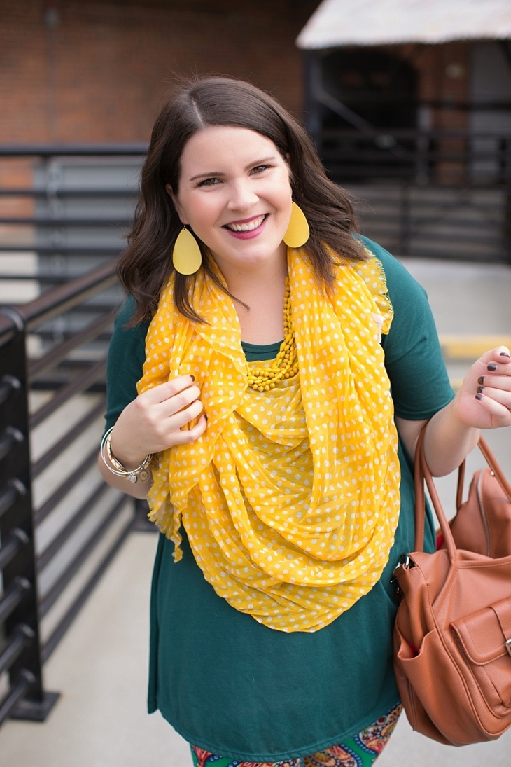 LulaRoe Printed Green & Yellow Leggings, LulaRoe Green Perfect Tee, yellow accessories, Lily Jade bag, Root Collective Flats | Fall Maternity Style (7)