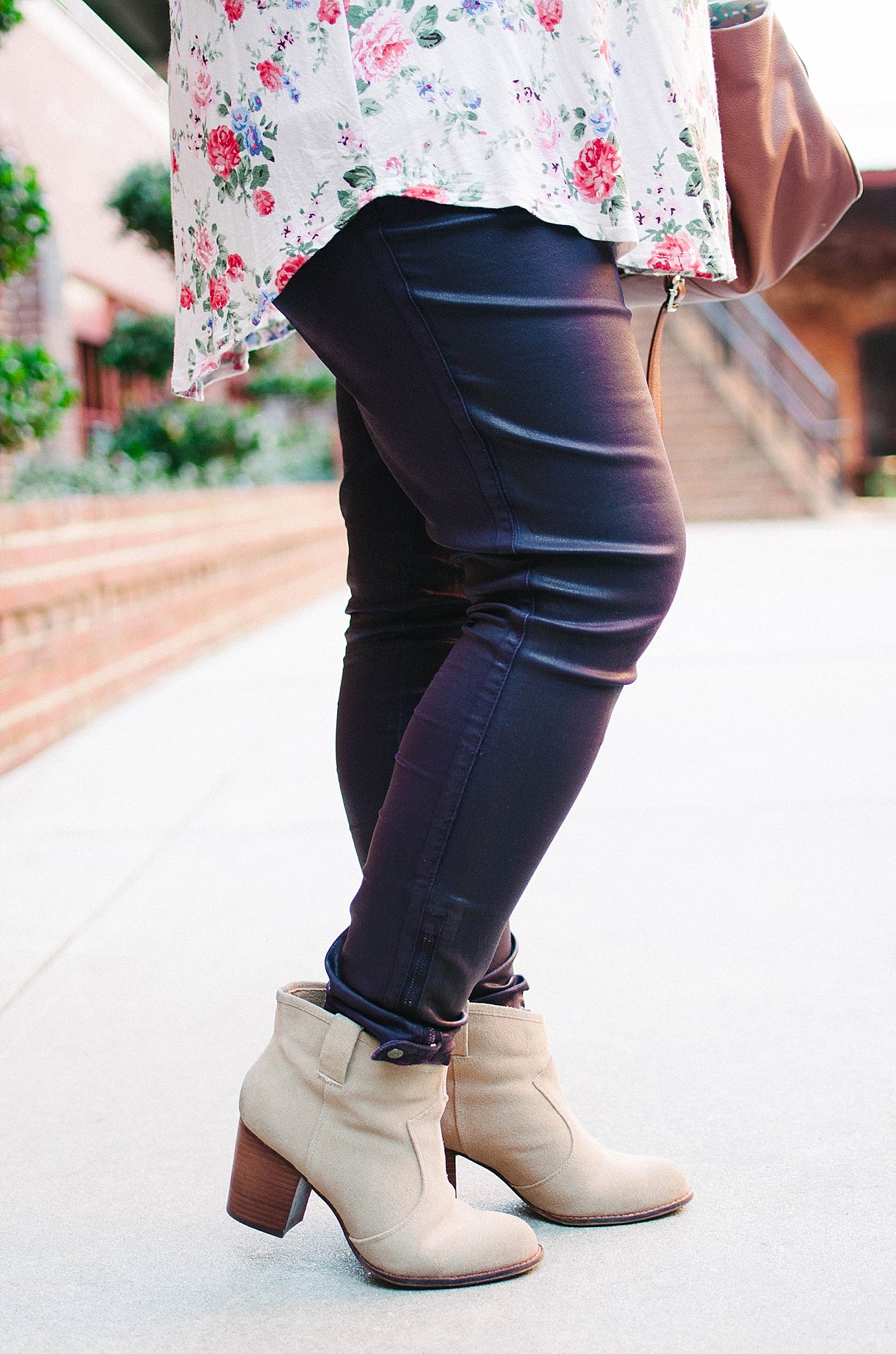 Pinkblush Maternity floral baseball style tunic, coated denim, Lily Jade bag - Maternity Style
