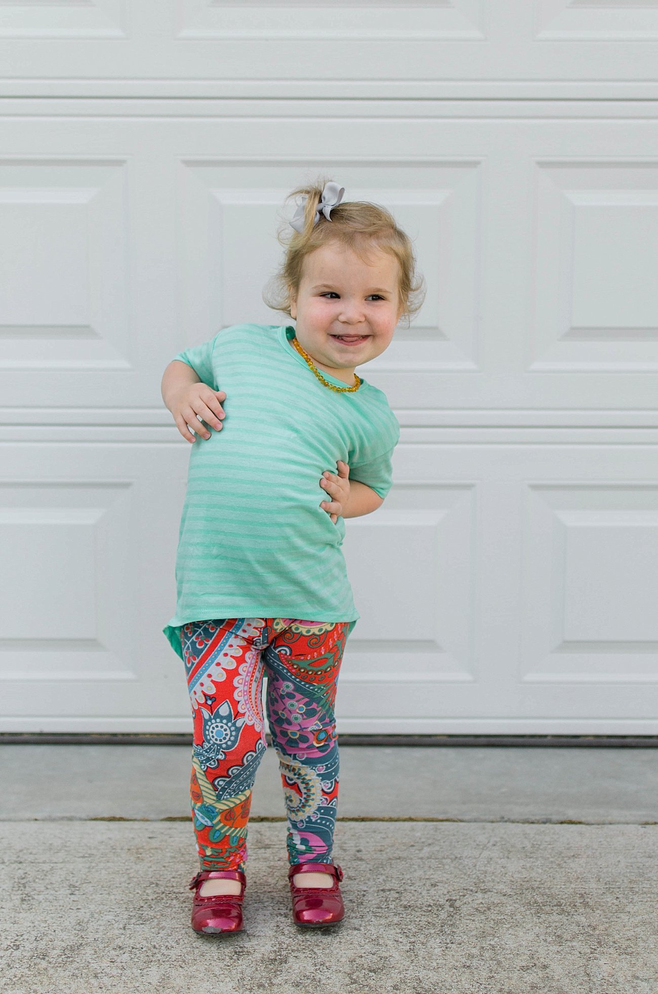LulaRoe Kids & Toddler Fashion | Girls LulaRoe Gracie Tee, LulaRoe Kids Leggings (2)