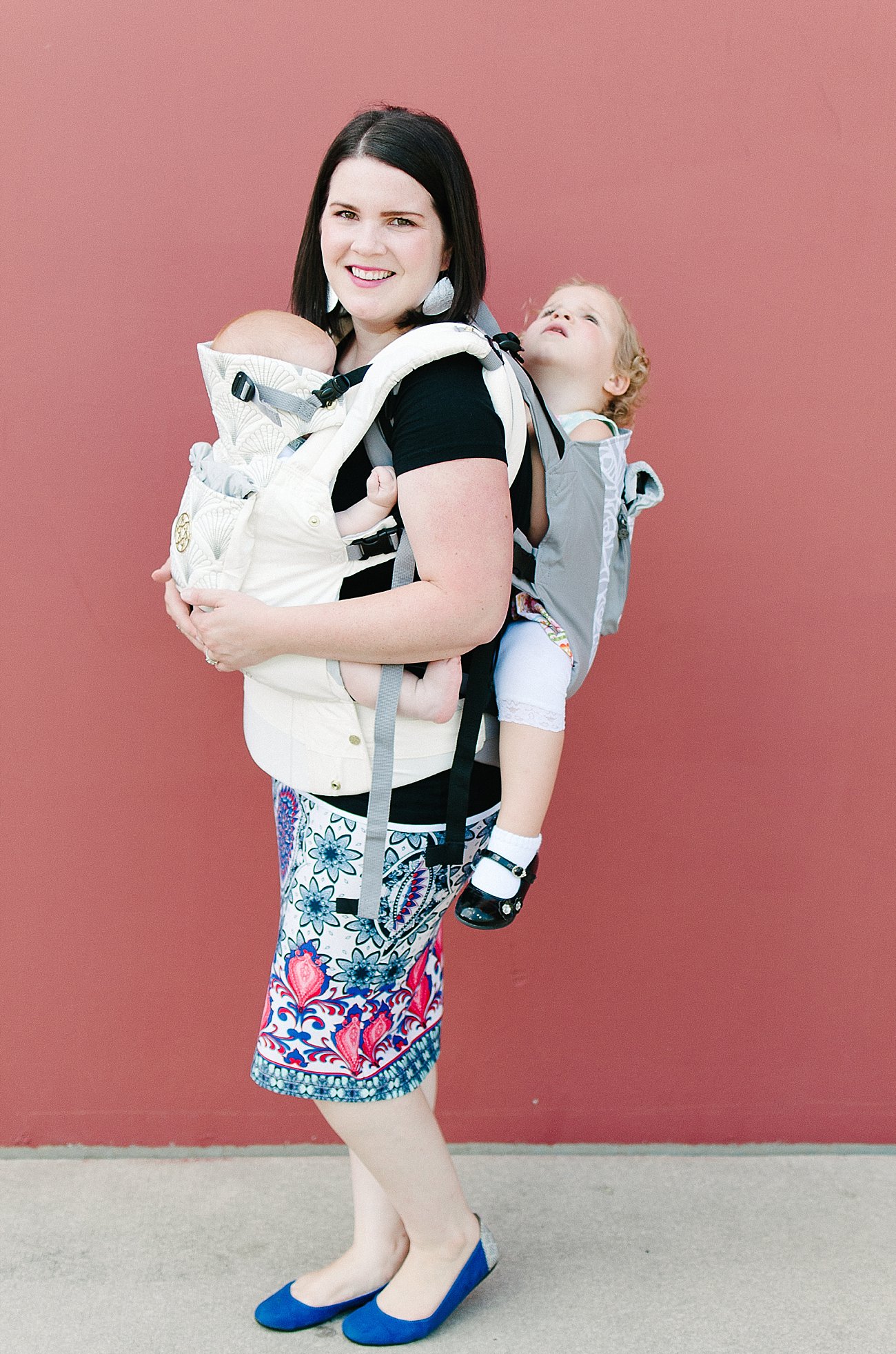 with Lillebaby Complete & CarryOn Baby Carriers #babywearing #tandemwearing #toddlerwearing (5)