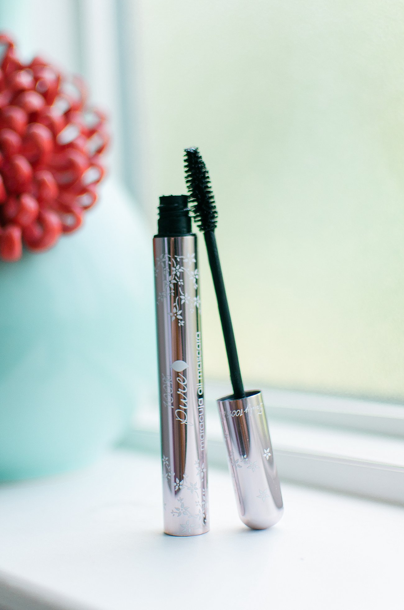 The Best Organic Mascaras Tested & Reviewed Still Being Molly