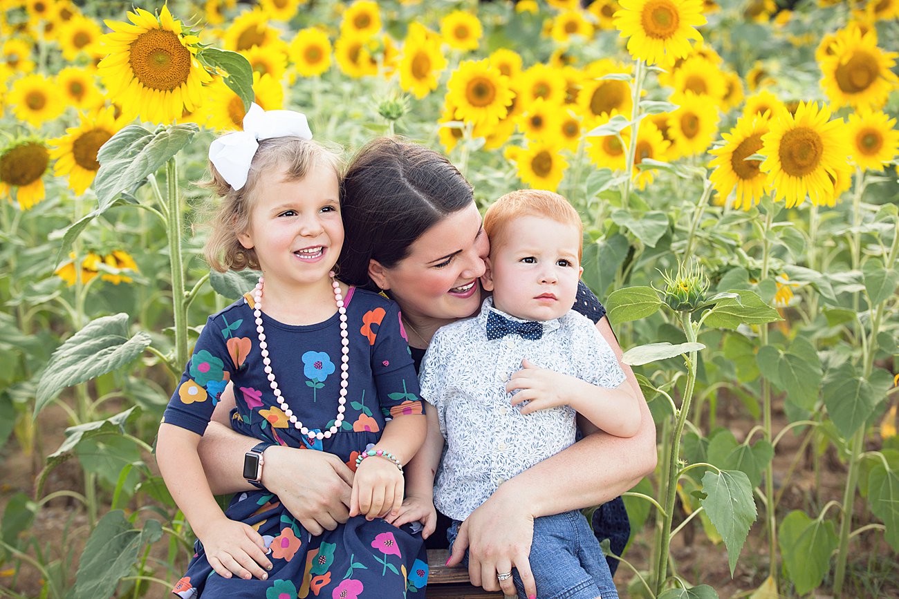 Raleigh, North Carolina Sunflower Field Family Photos (29)