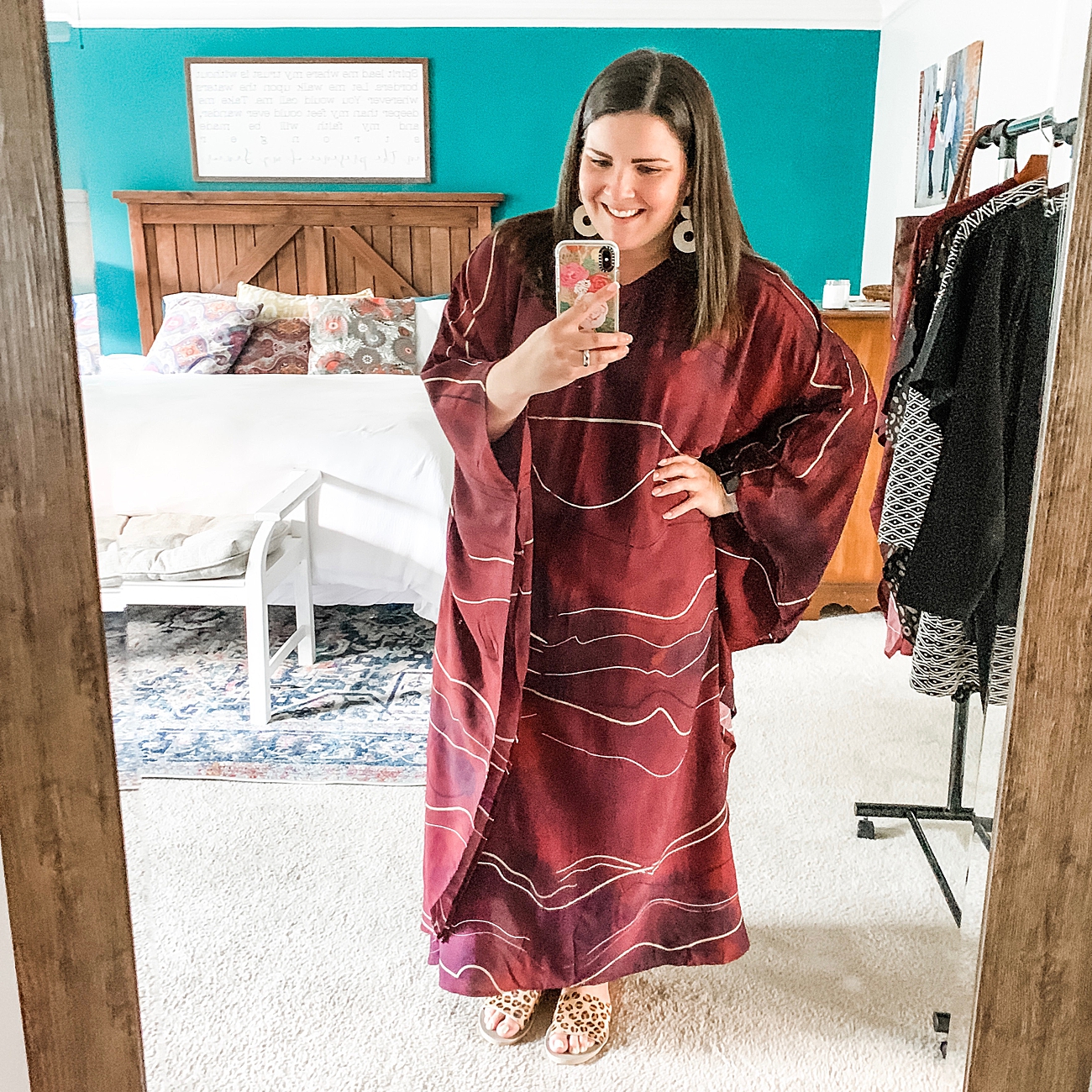 Sseko Designs Fall 2019 Sojourner Collection | Review + Try-On | Fair Trade Fashion #fairtradestyle #ethicalfashion http://www.ssekodesigns.com/mollystillman (4)